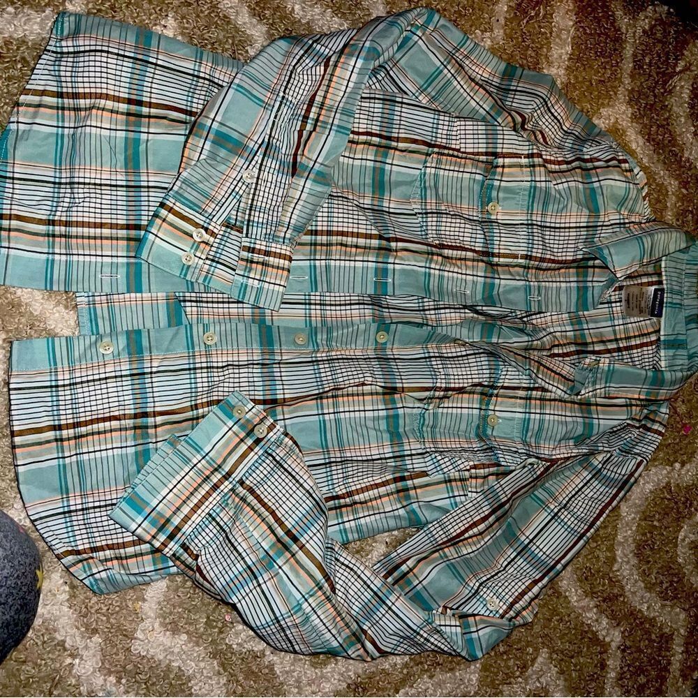 Patagonia size 4 shirt